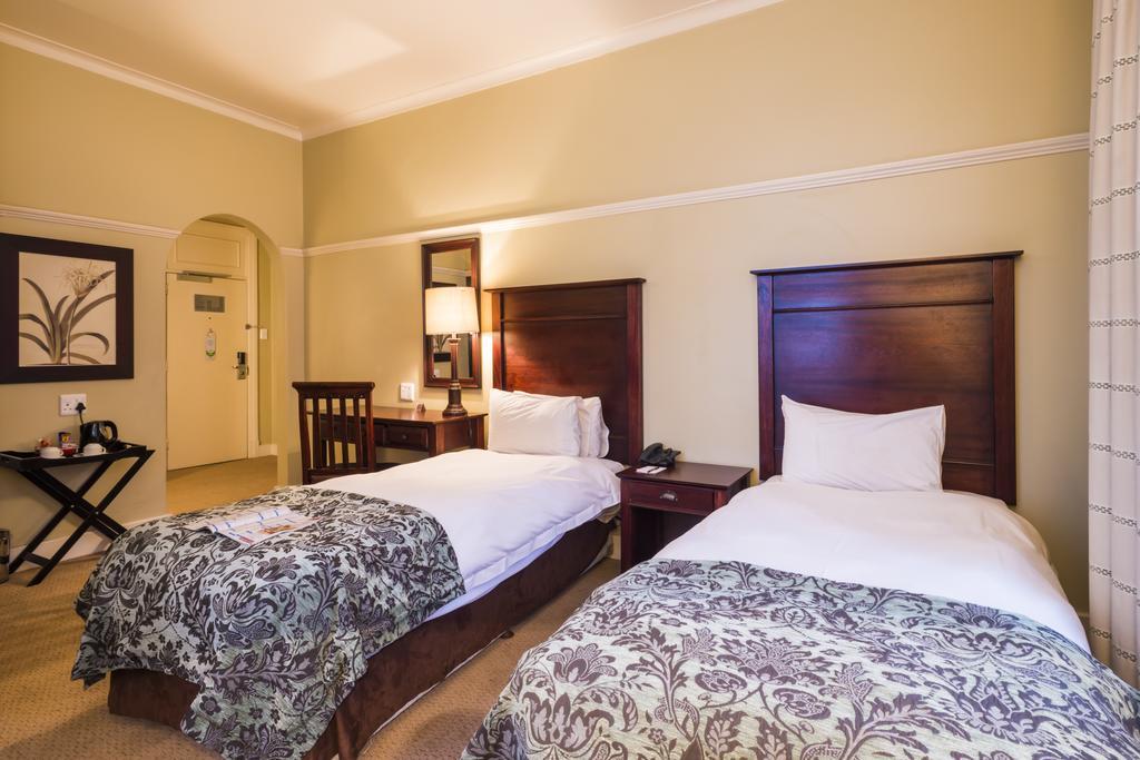 Imperial Hotel By Misty Blue Hotels Pietermaritzburg Exterior foto