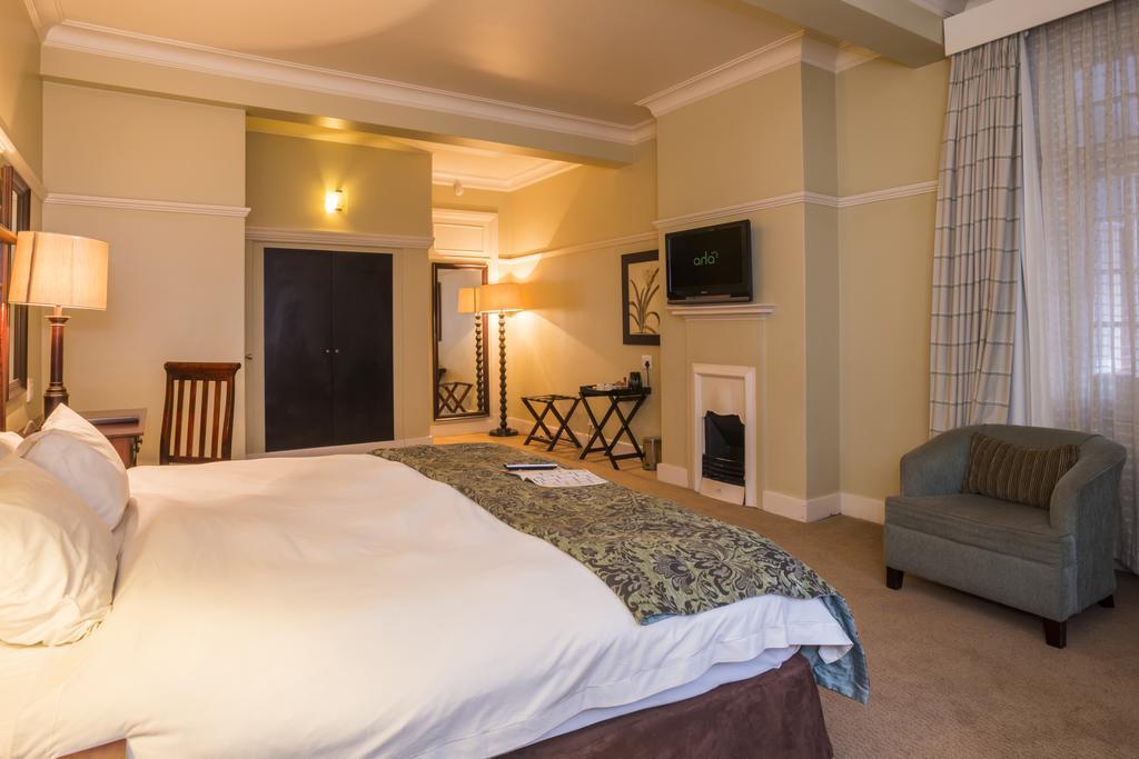 Imperial Hotel By Misty Blue Hotels Pietermaritzburg Exterior foto