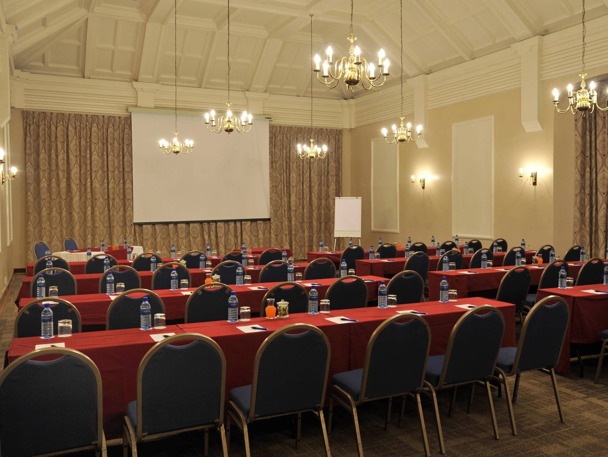 Imperial Hotel By Misty Blue Hotels Pietermaritzburg Exterior foto