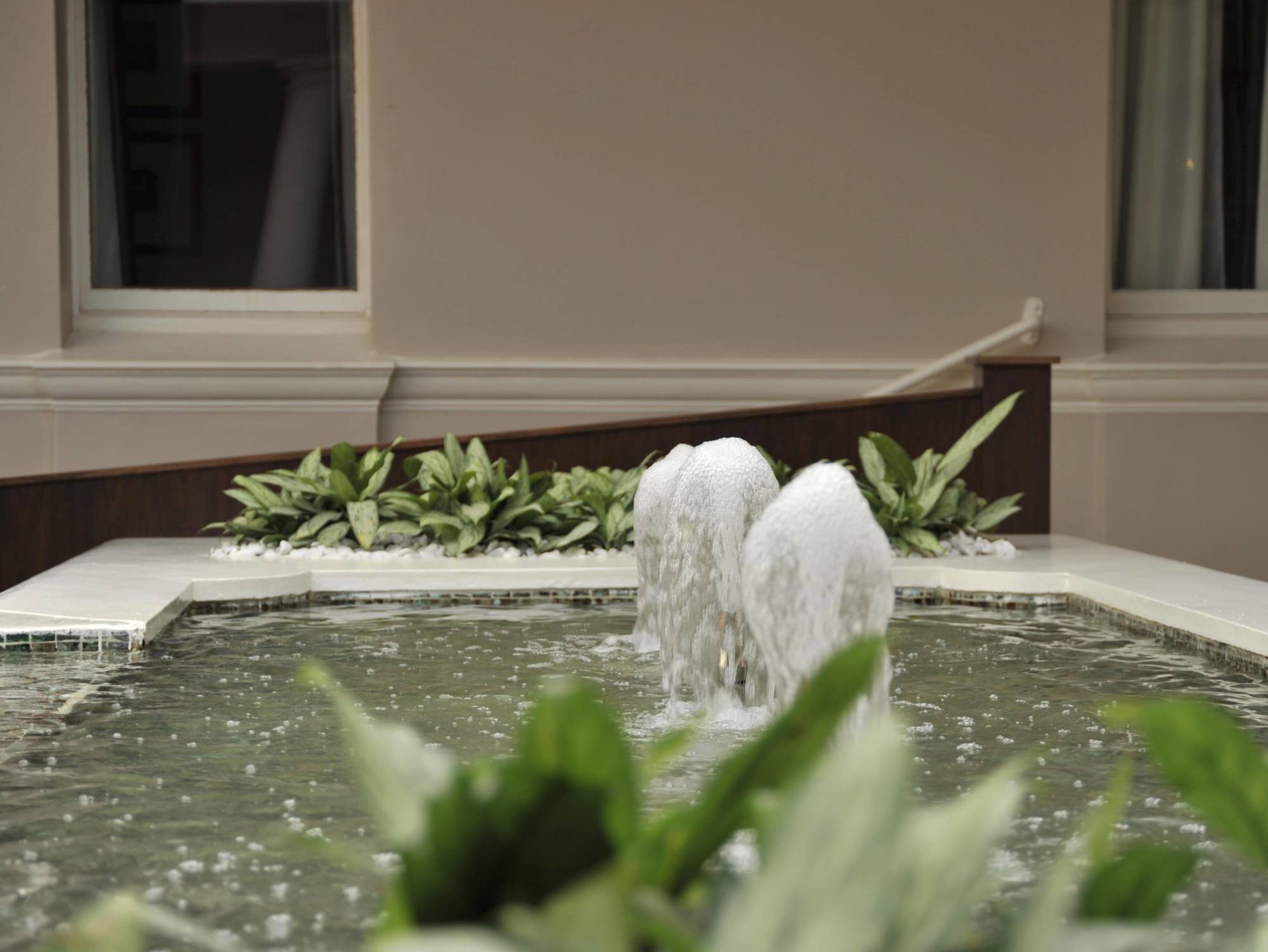 Imperial Hotel By Misty Blue Hotels Pietermaritzburg Exterior foto